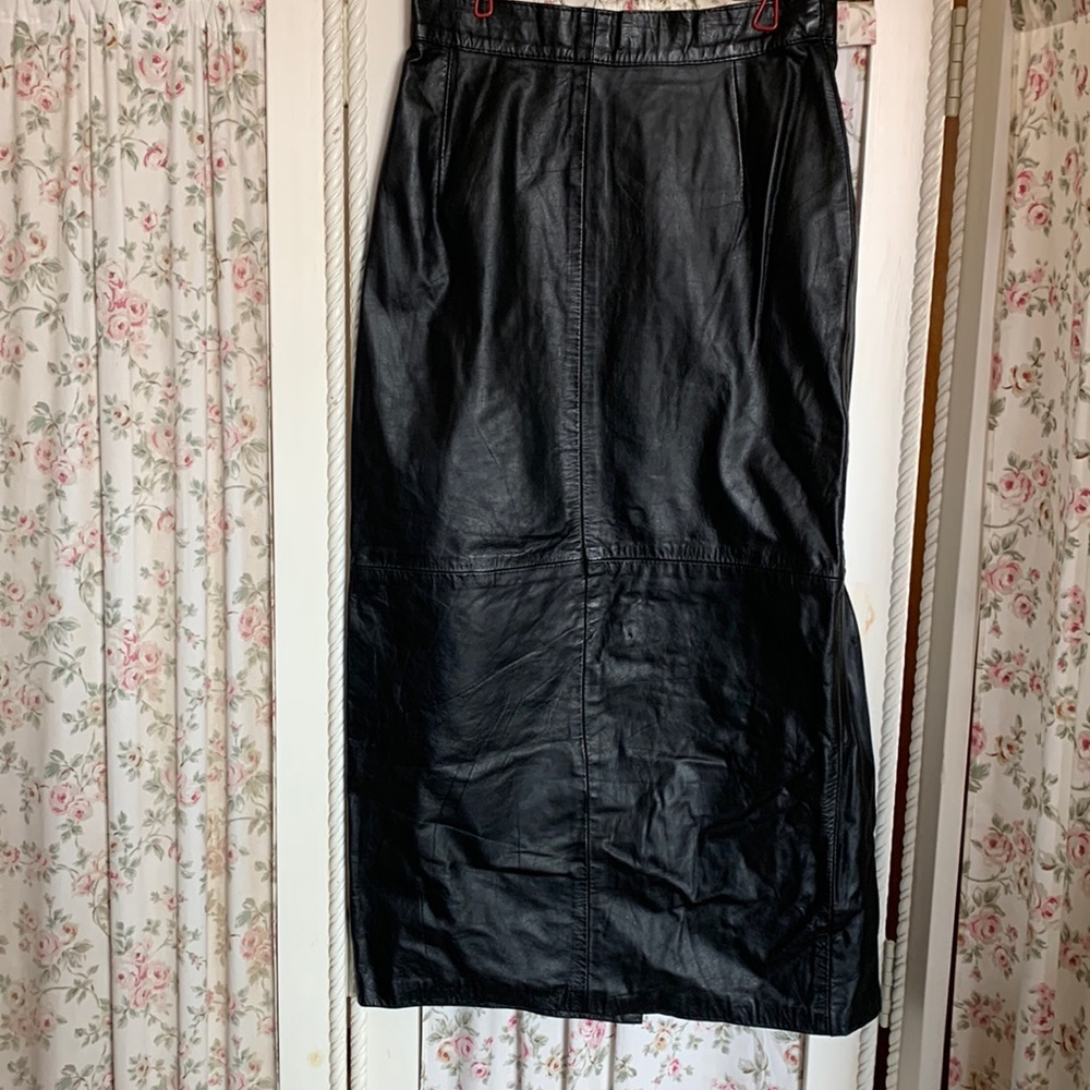 Leather pencil skirt. Sz5/6